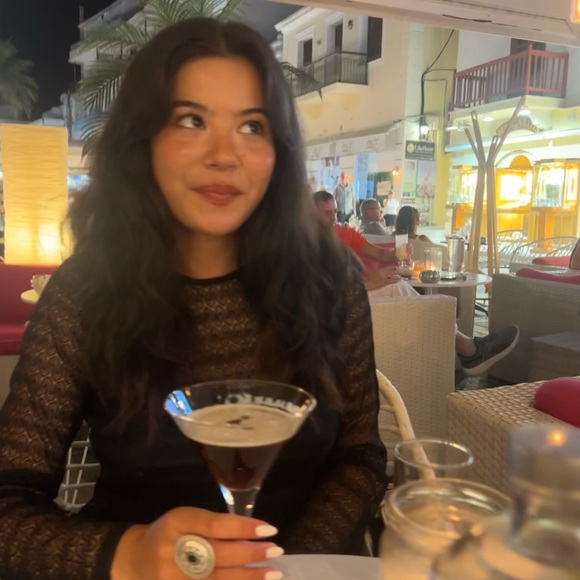 Meet your Posher, Keira - Picture 1 of 1